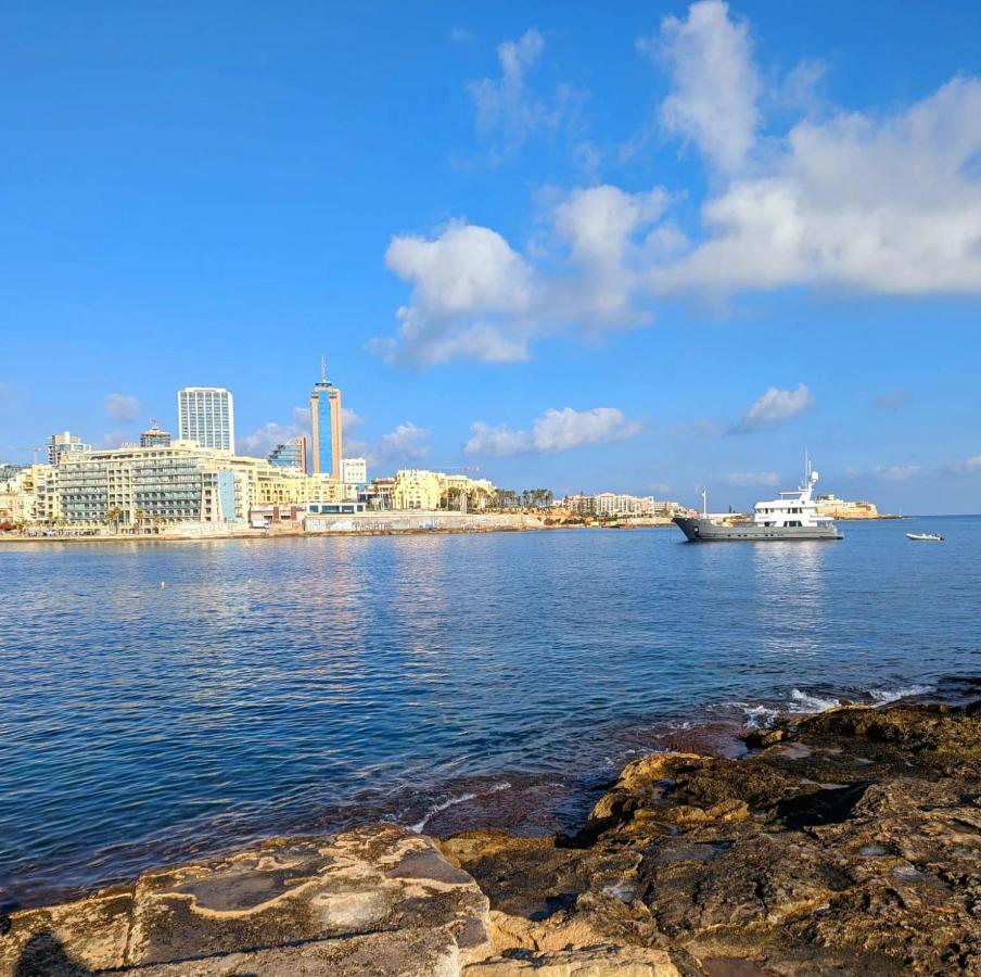 Kensington By Shmoo - 1 Minute To The Sea Leilighet Sliema Eksteriør bilde